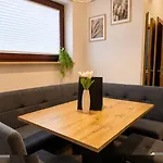 Prinzregent - Grosse Zentrale Wohnung, Ideal Fuer Gruppen & Familien